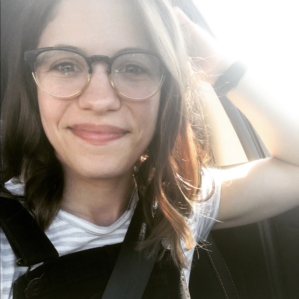 Meet your Posher, Emily